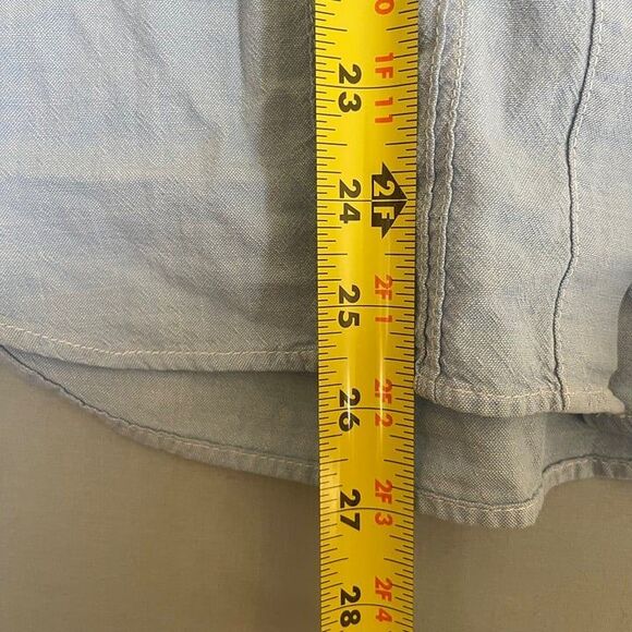 Light Blue Long Sleeved Shirt with Embroidery Design - No Tag Vintage - Picture 6 of 8